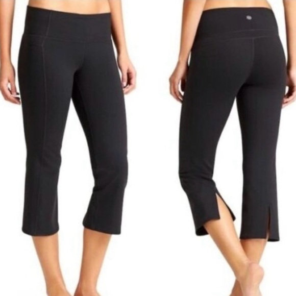 Athleta Ananda Yoga Pants 🧘🏻♀️ Size MP in a Rich Grape Color! 🍇 - Picture 1 of 8